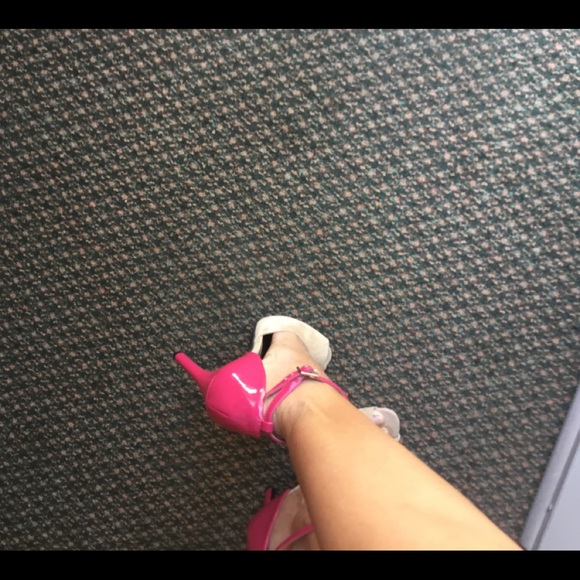 BCBGeneration Shoes - Picture 5 of 5